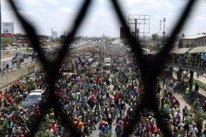 kenyada odinganin cenaze torenine polis mudahalesi 5eh2WJxy.jpg